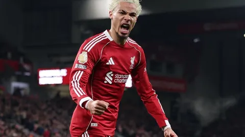 巴塞续约谈判：孔德渴望留队，马卡曝初期进展顺利