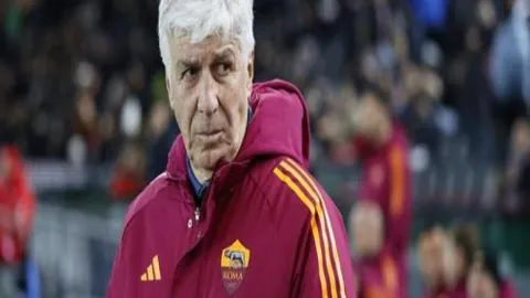 曼城官方宣布与凯尔·沃克续约至2026年